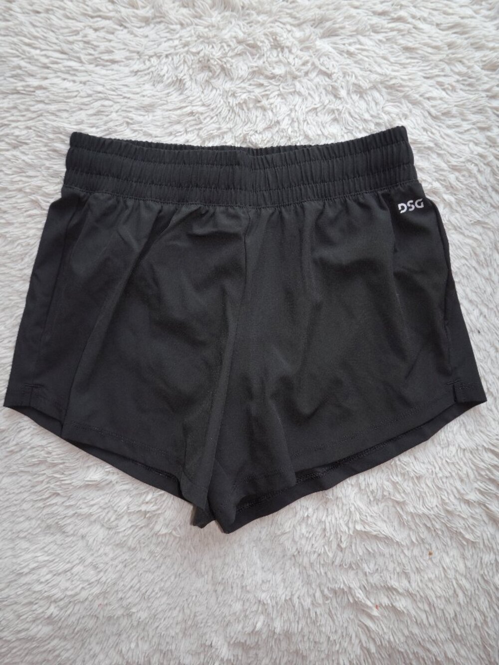 Girls Size Medium 10-12 DSG Black Stride Shorts, Like New